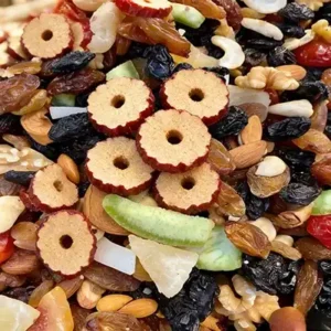 Are dried fruits healthy: jujubes, raisins, walnuts