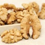 Premium Walnut Halves & Quarters & Amber Halves - Ideal for Baking and Snacking